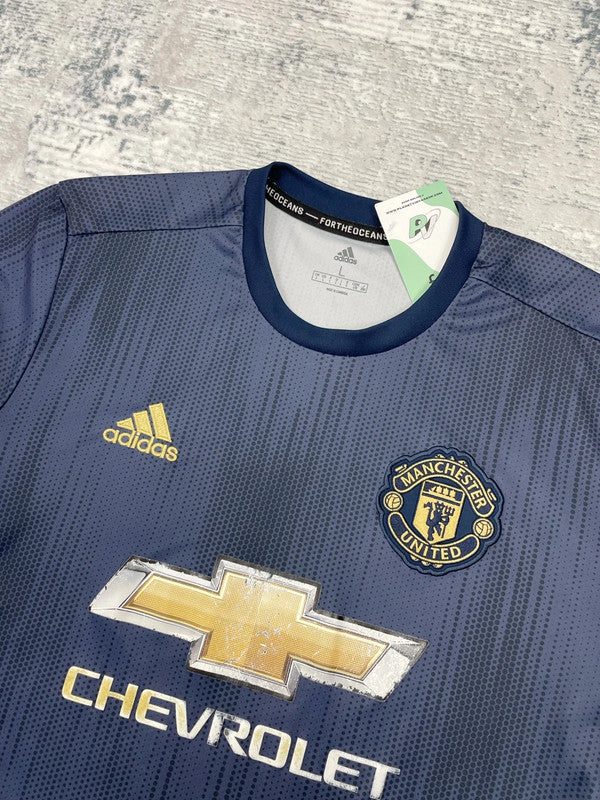 Manchester United x Nike Football Shirt - Large