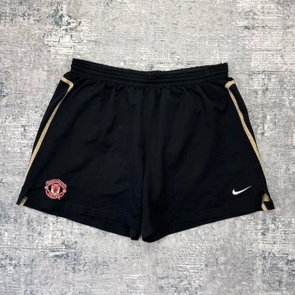 Vintage 00s Nike x Manchester United shorts - X Large